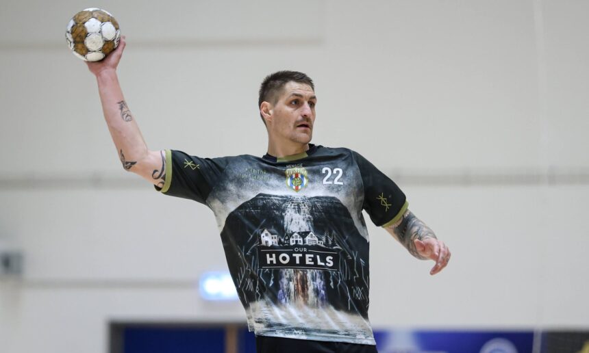 (Eyjólfur Garðarsson)