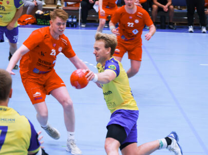 Egill Bjarni Friðjónsson)